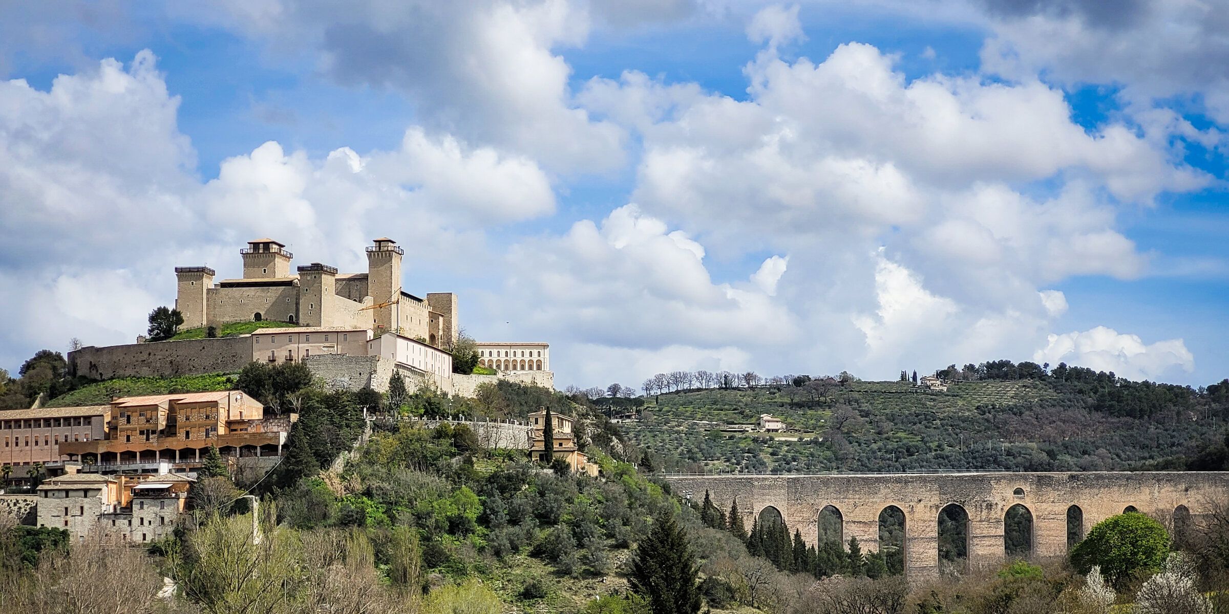 Umbria.love — portale editoriale di turismo sull'Umbria, il gemello di Amarche